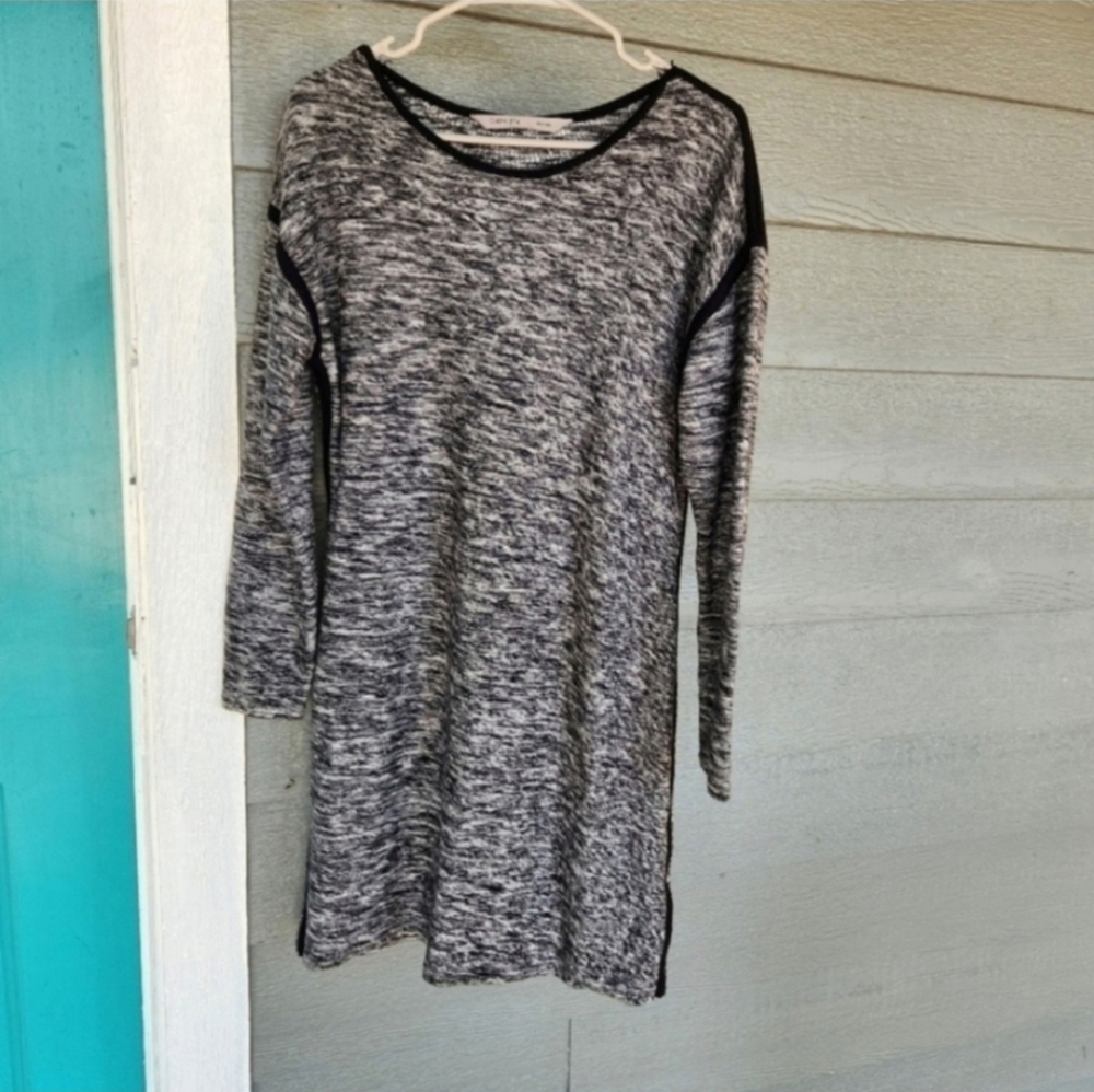 ATHLETA Retreat Sweater Dress Oreo Marled Black Long Sleeve Women size large